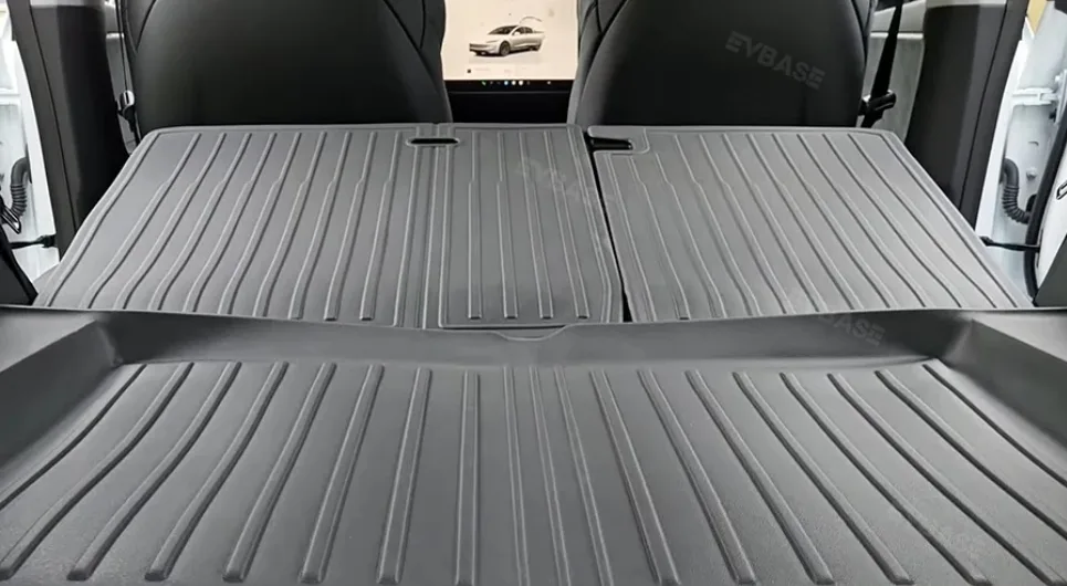 Tesla Model 3 Floor Mats image indicator(3)