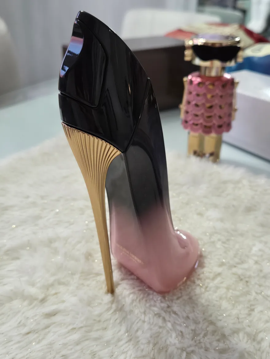 Carolina Herrera Good Girl Blush image indicator(4)