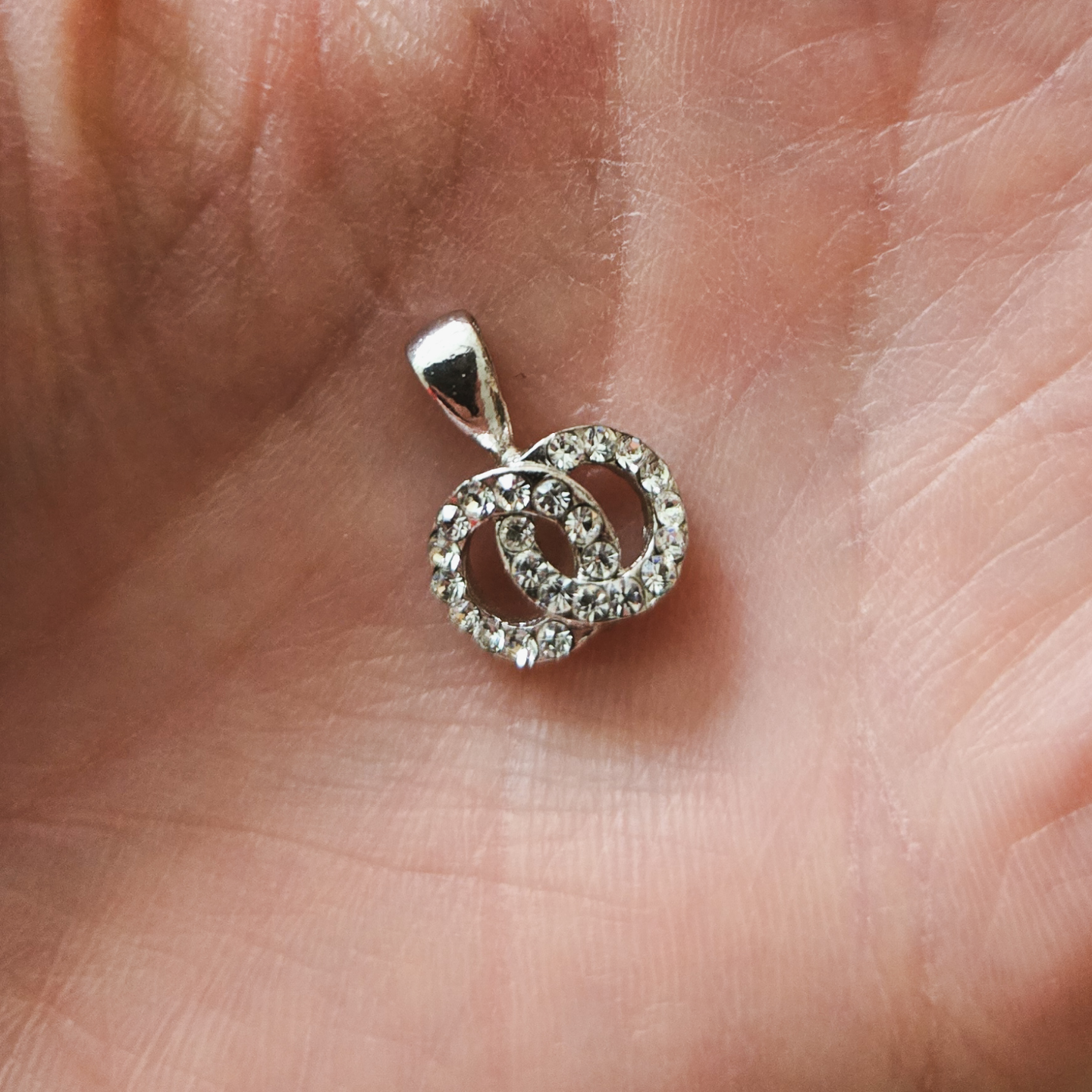 Combo Swarovski Crystal Heart & Knot Pendant Set - photo 4