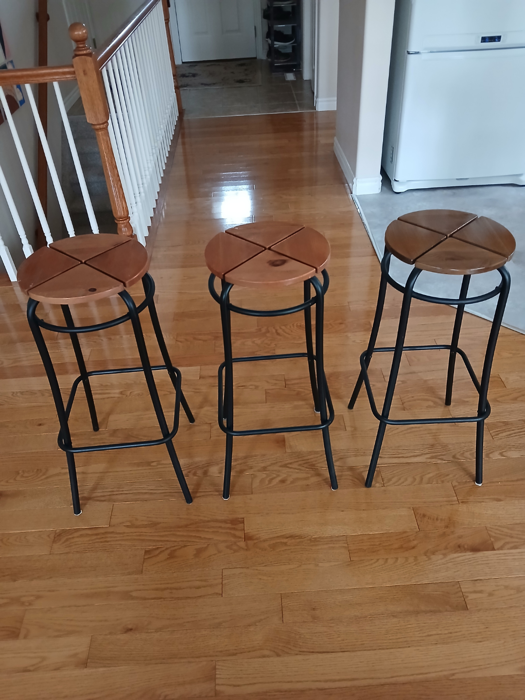 3 Ikea bar stools 29" high - photo 3