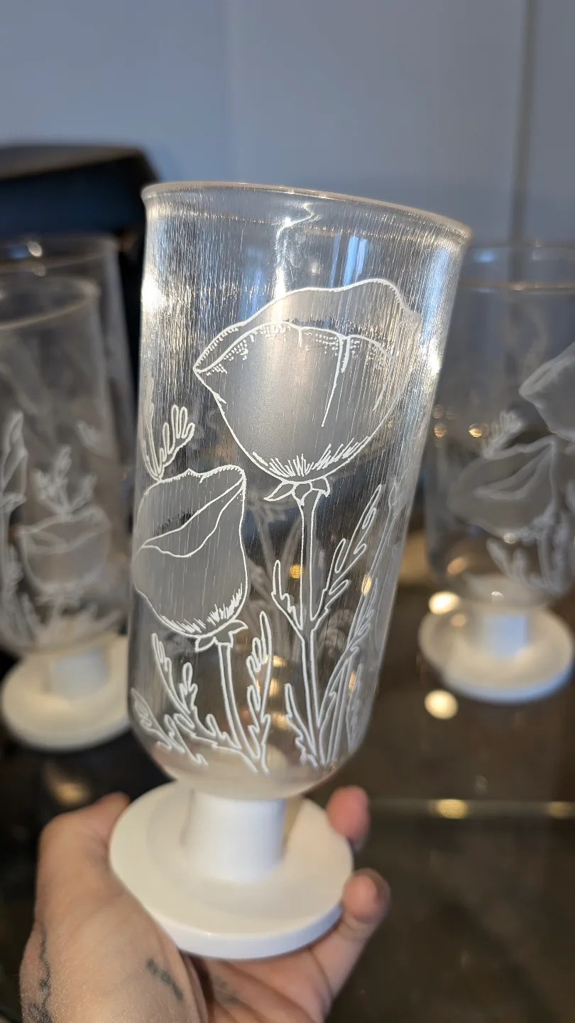 Set of 4 Vintage Encounters Acrylic Cups image indicator(2)