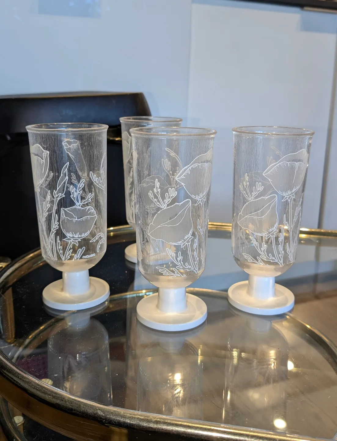 Set of 4 Vintage Encounters Acrylic Cups image indicator(3)