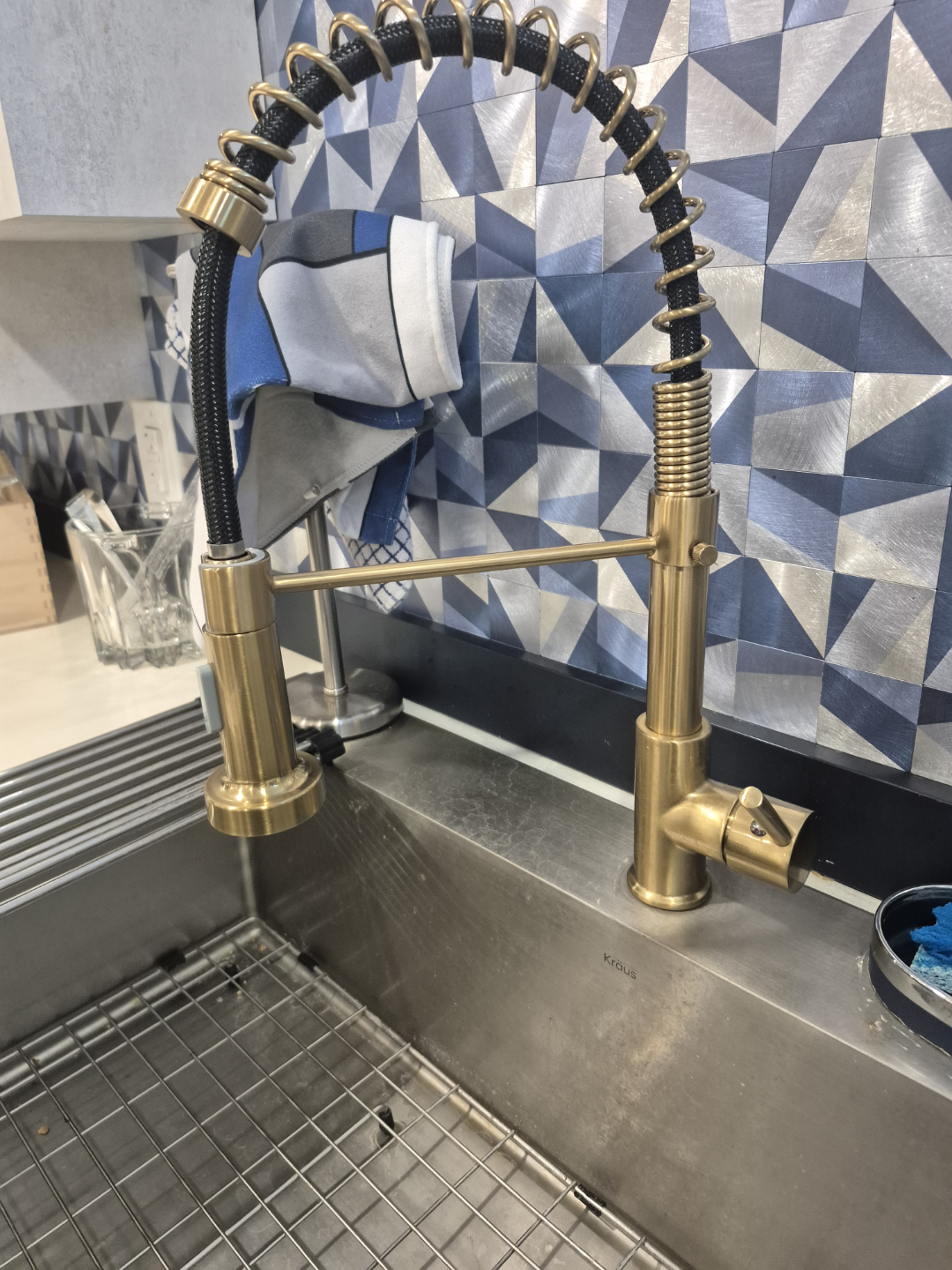 Modern Brushed Gold Kitchen Faucet - photo 3
