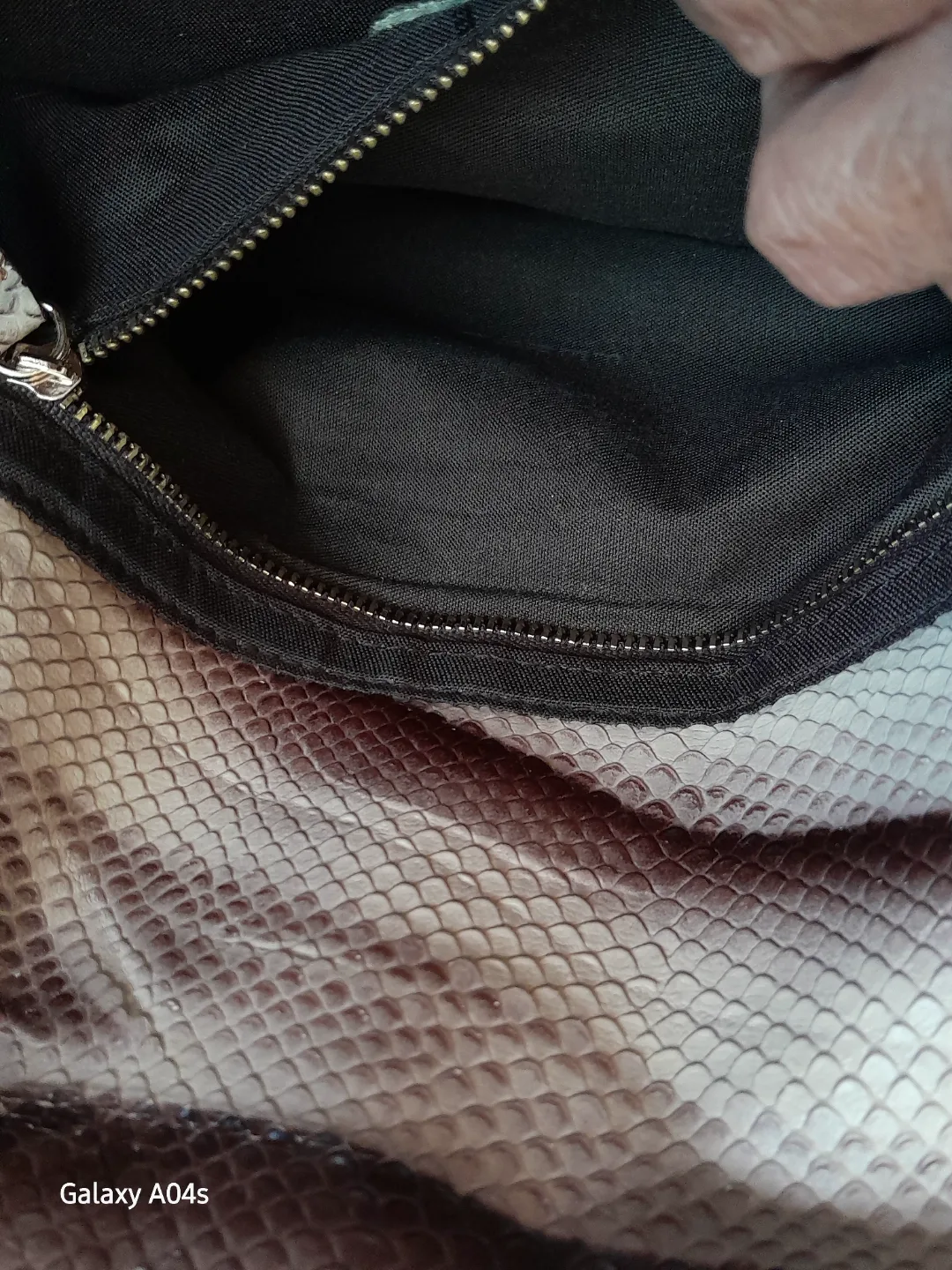 Fendi Snakeskin Shoulder Bag image indicator(3)