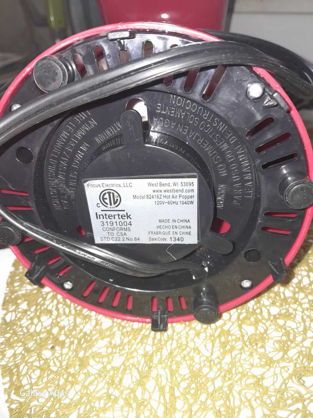 West Bend Air Crazy Hot Air Popcorn Popper image indicator(6)