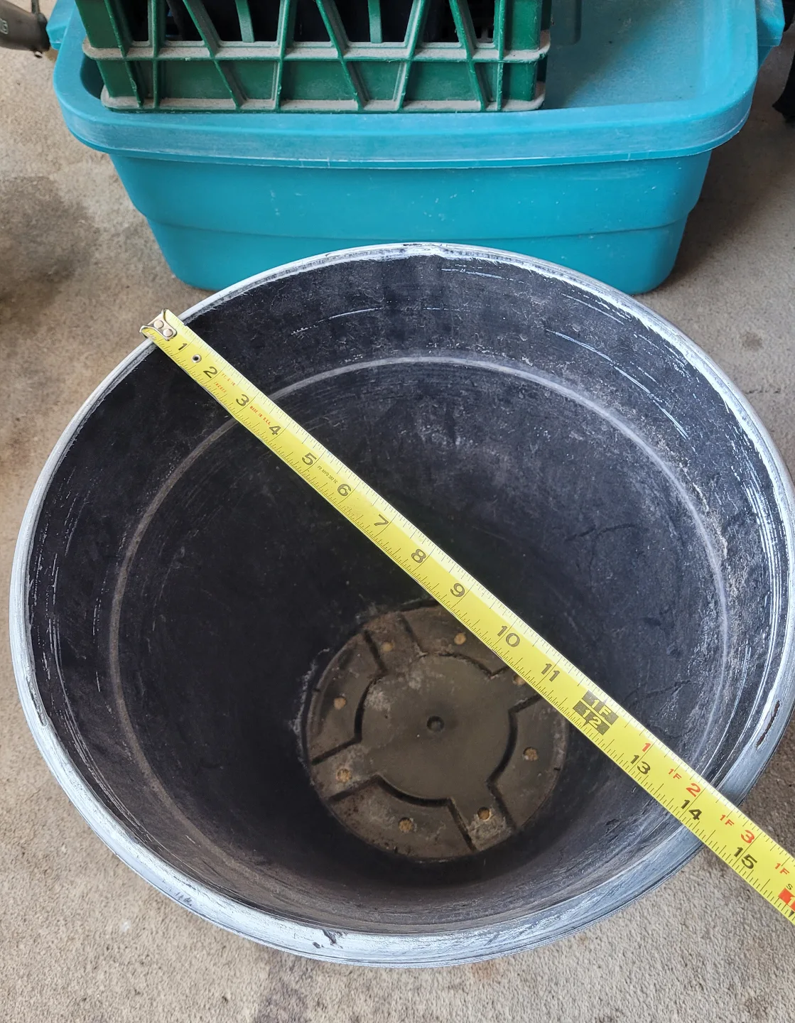 🧡 Plastic Planter Pot large image indicator(3)