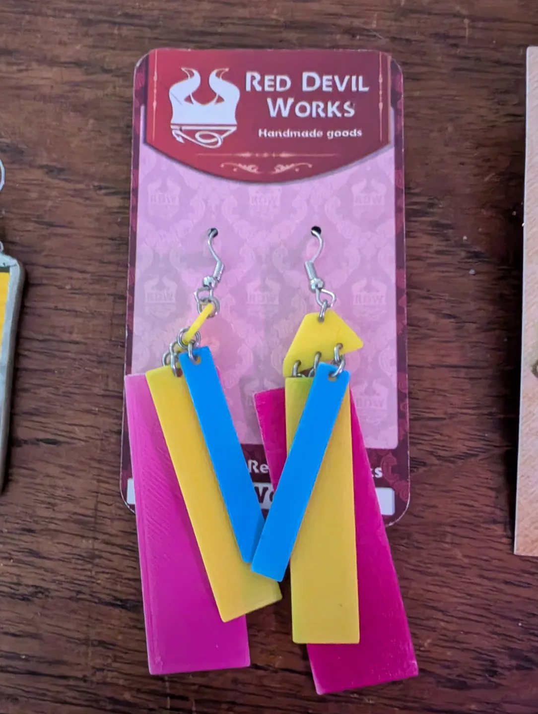 Assorted Earrings and Bracelet Bundle image indicator(7)