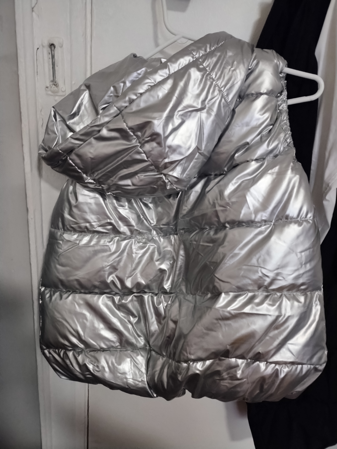 Silver Puffer Vest jacket with Hood - photo 3
