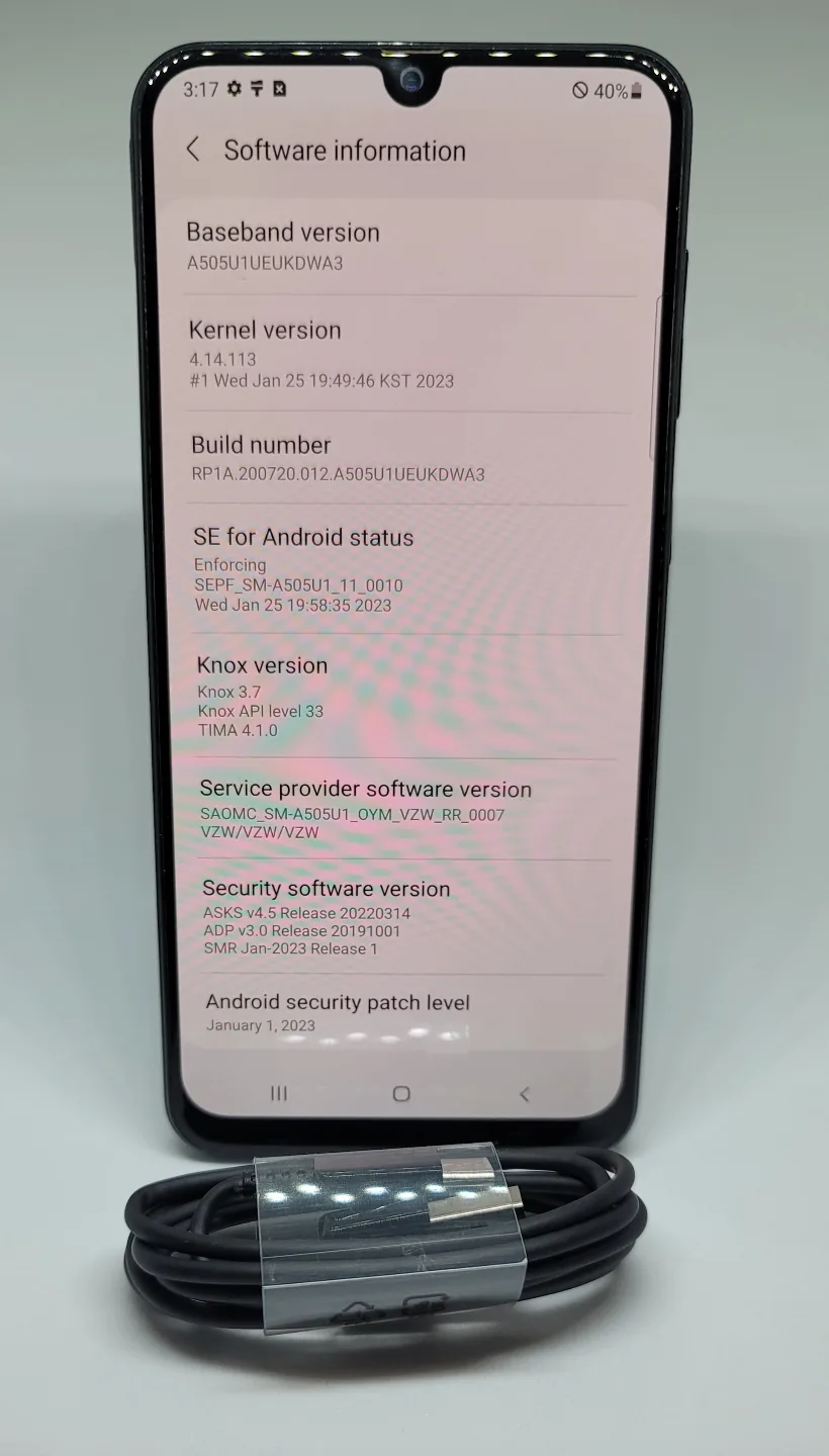 Samsung Galaxy A50 Smartphone with Charger Cable image indicator(4)