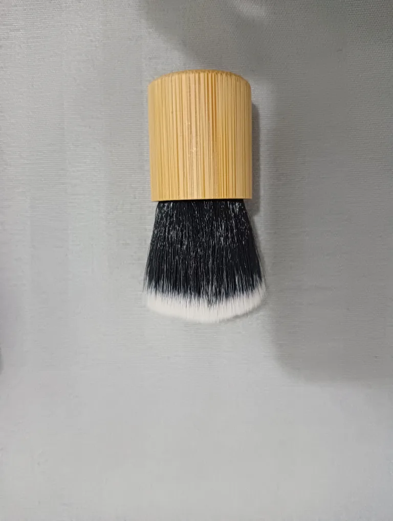 Set of 8 make up brushes image indicator(3)