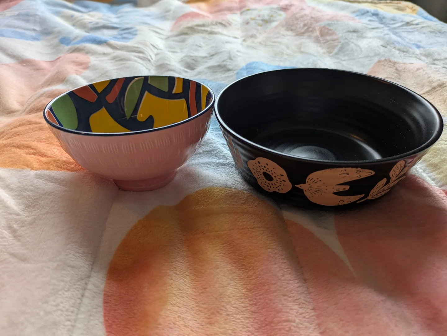 2 x cute ceramic bowls thumbnail