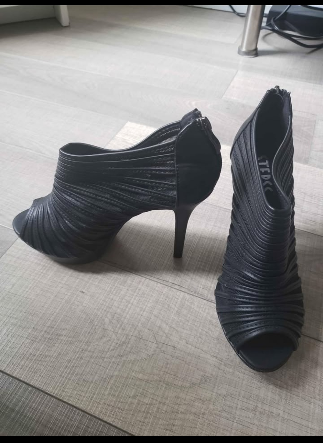 Stepss Black Open Toe Stiletto Heels