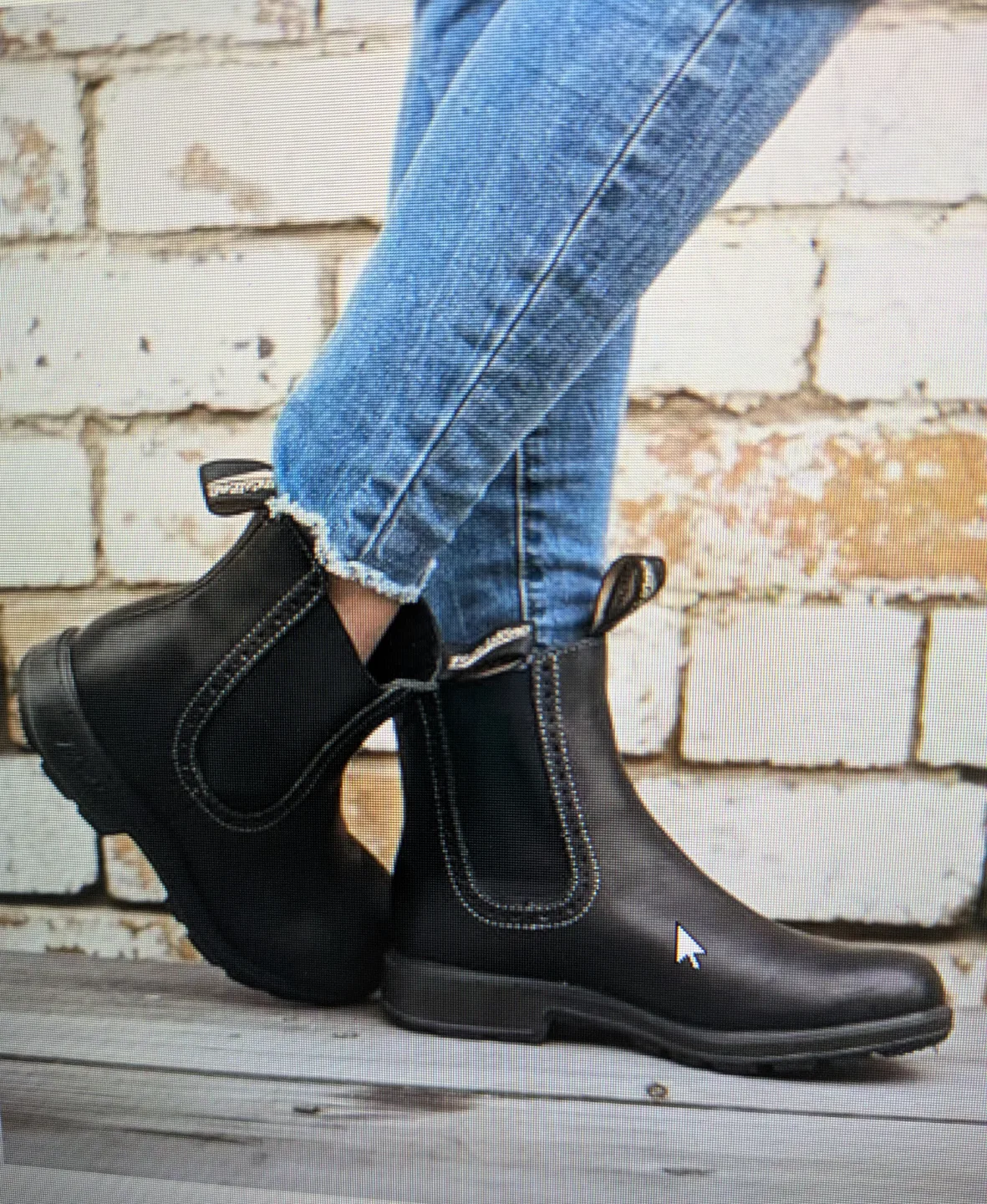 Blundstone Original Hi Top Chelsea Boots - Size [US 7] image indicator(2)