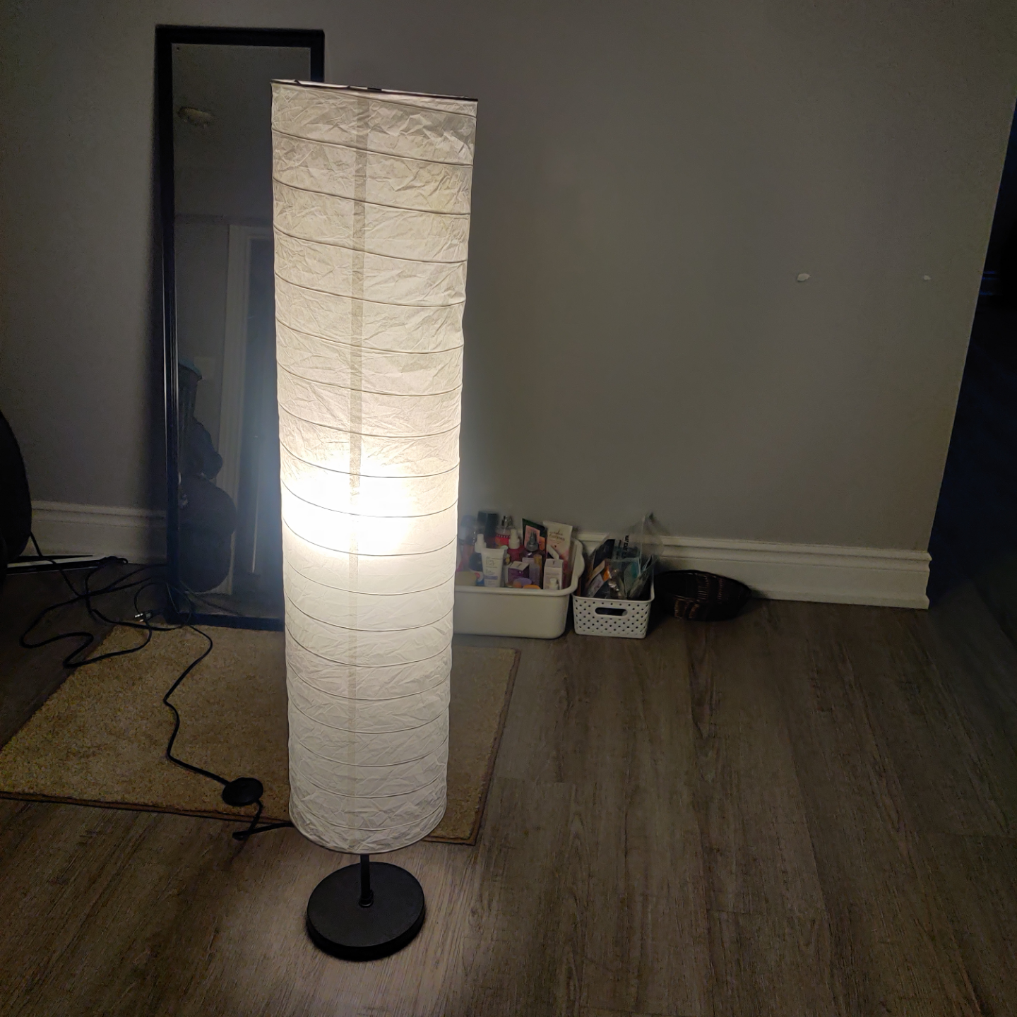 Tall White Paper Floor Lamp - photo 3