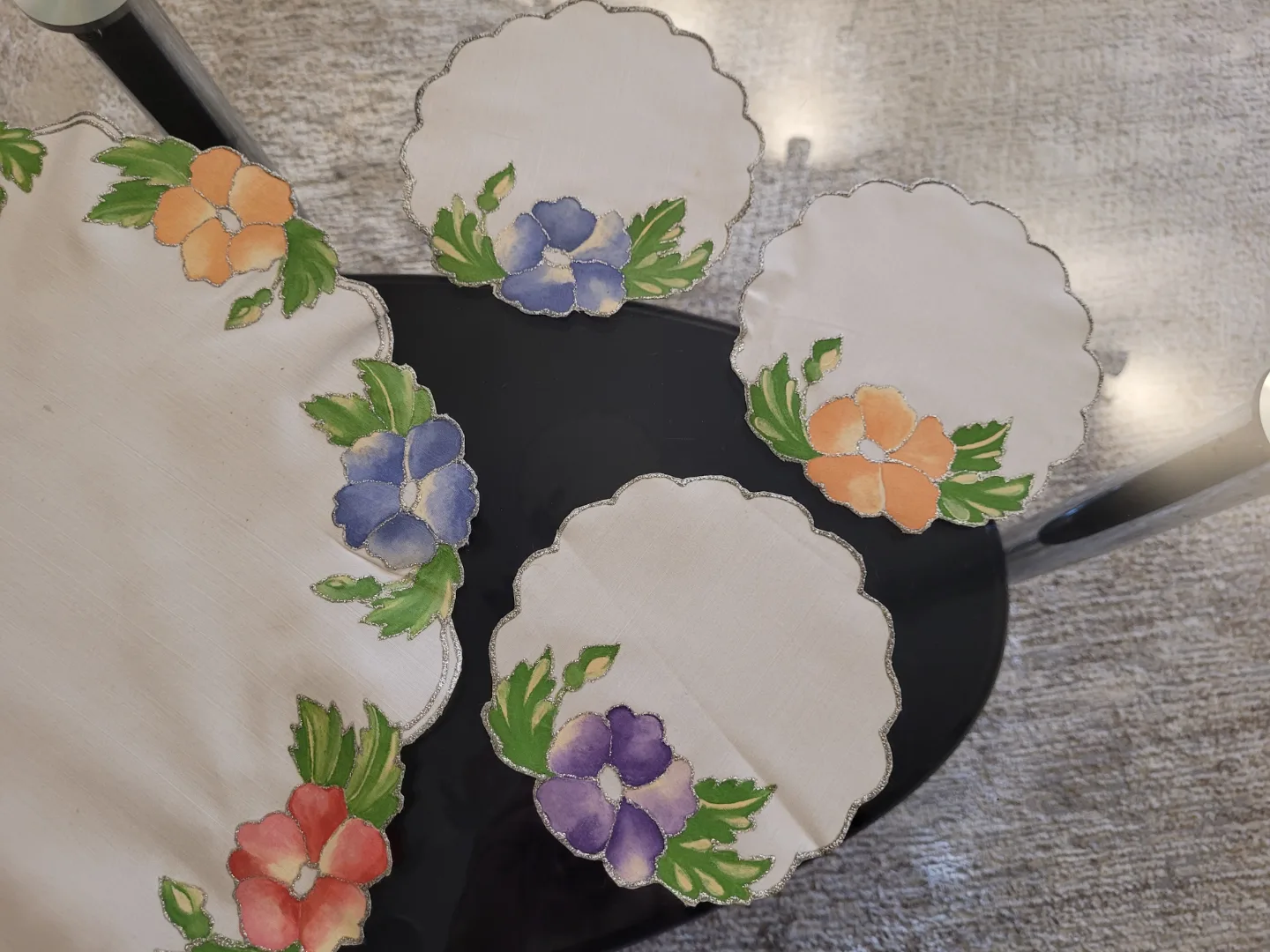 Vintage HAND MADE PAINTED Floral tray mat  with Coasters image indicator(3)