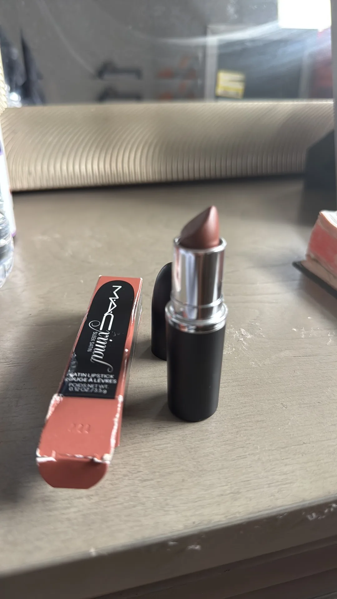 Mac lipsticks new image indicator(2)