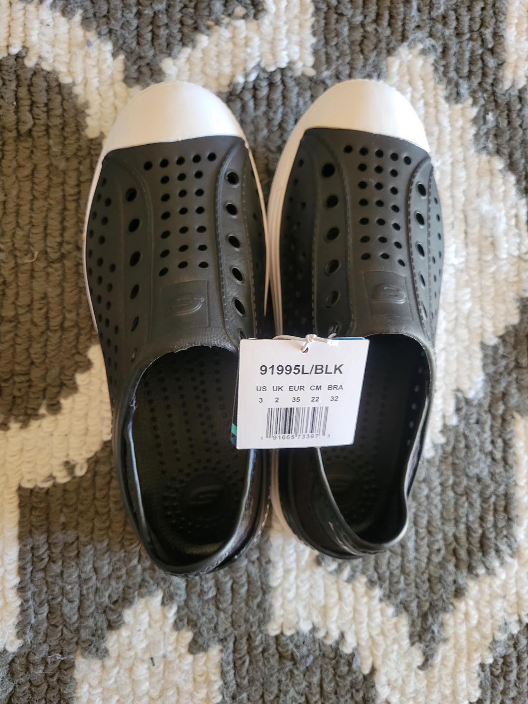 NEW Skechers Kids' Size 3 Black Slip-on Water Shoes