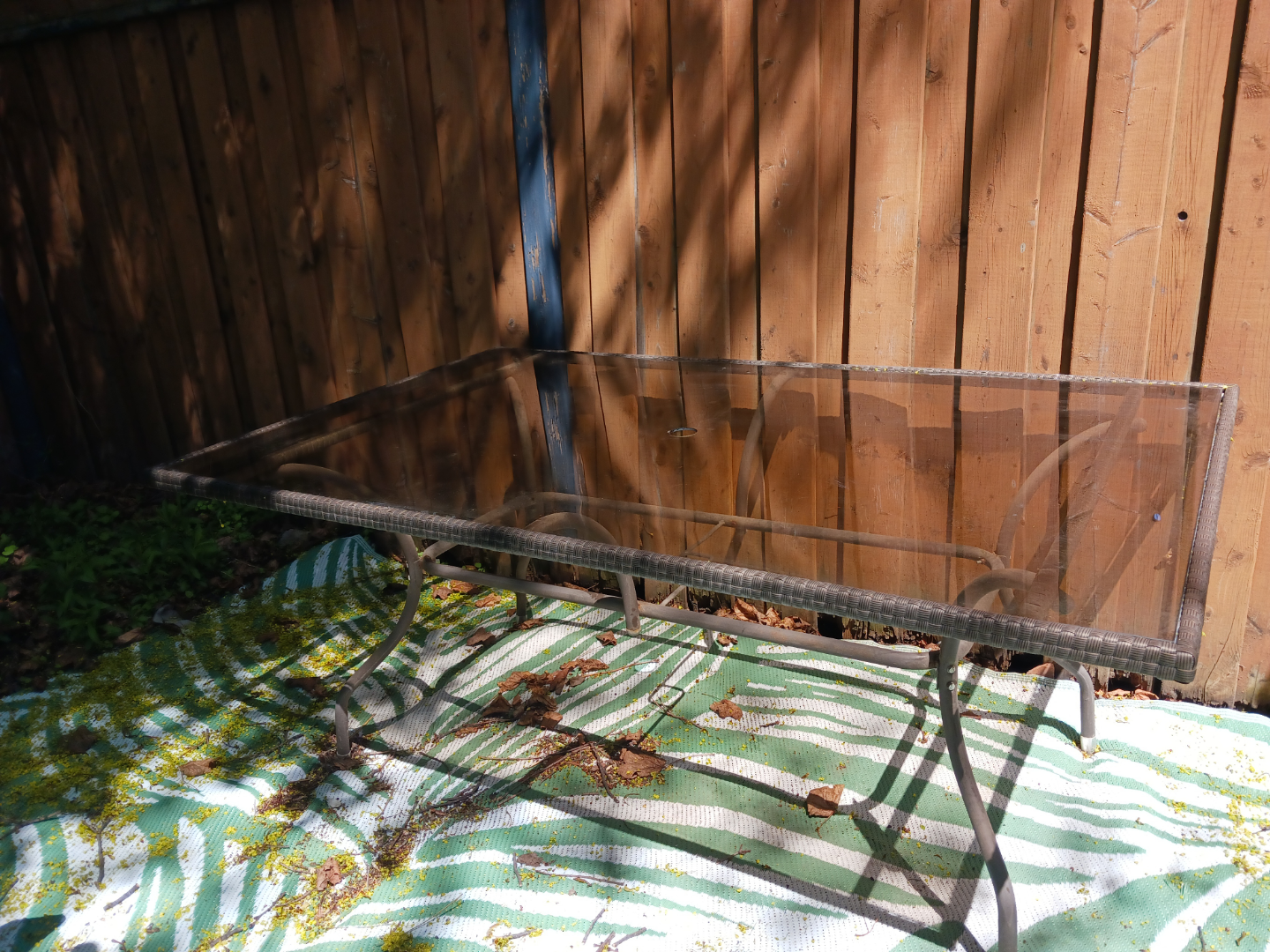 Patio table and chairs - photo 2