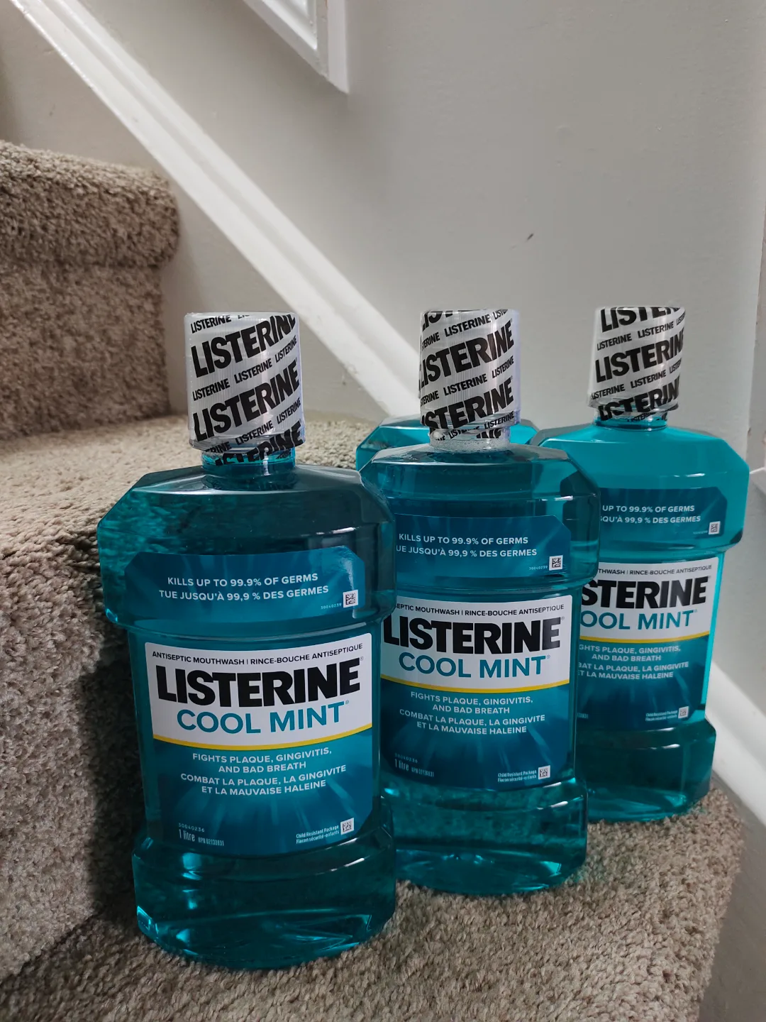 Listerine Cool Mint Antiseptic Mouthwash (1L each) thumbnail