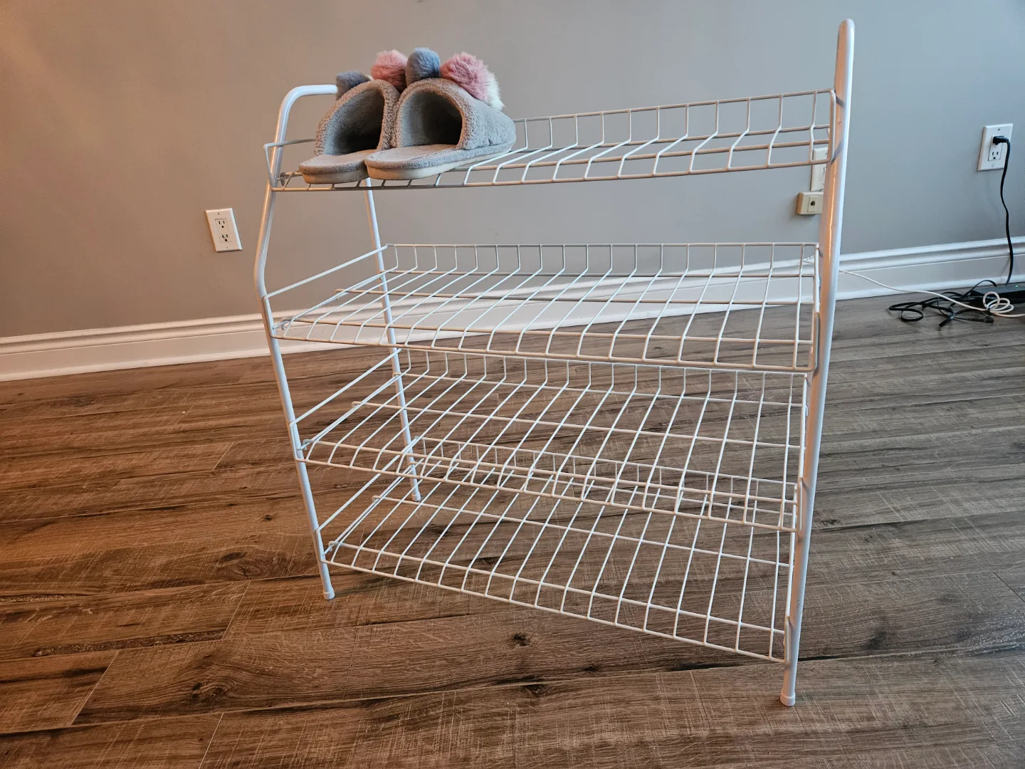 White Metal 4-Tier Shoe Rack thumbnail