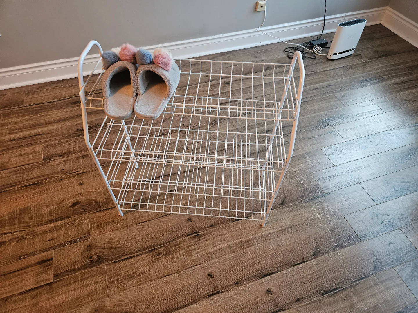 White Metal 4-Tier Shoe Rack image indicator(2)