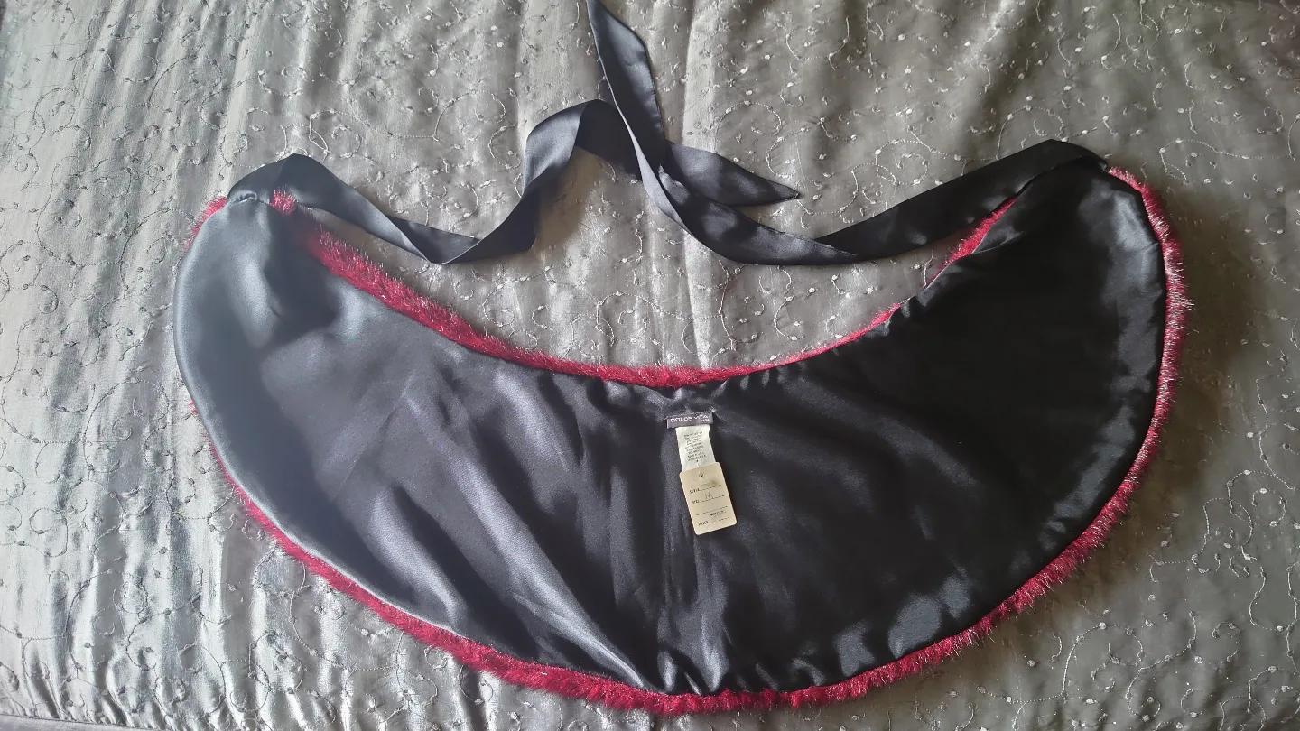 Faux Fur Capelet Shoulder Wrap image indicator(4)