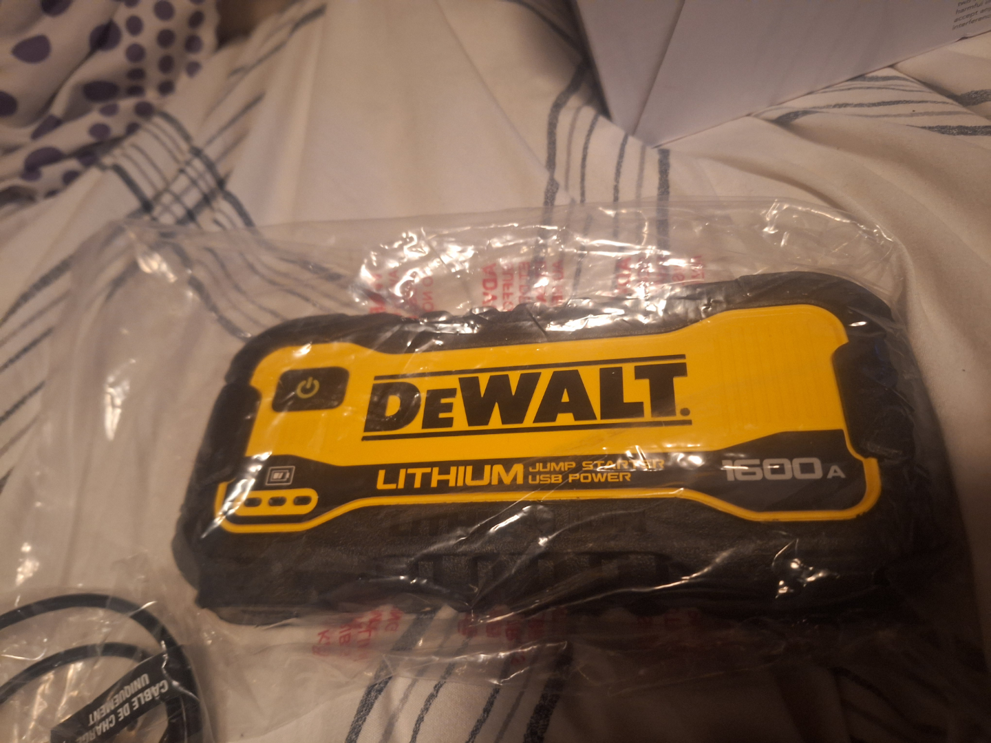DEWALT 1600A Lithium Jump Starter
