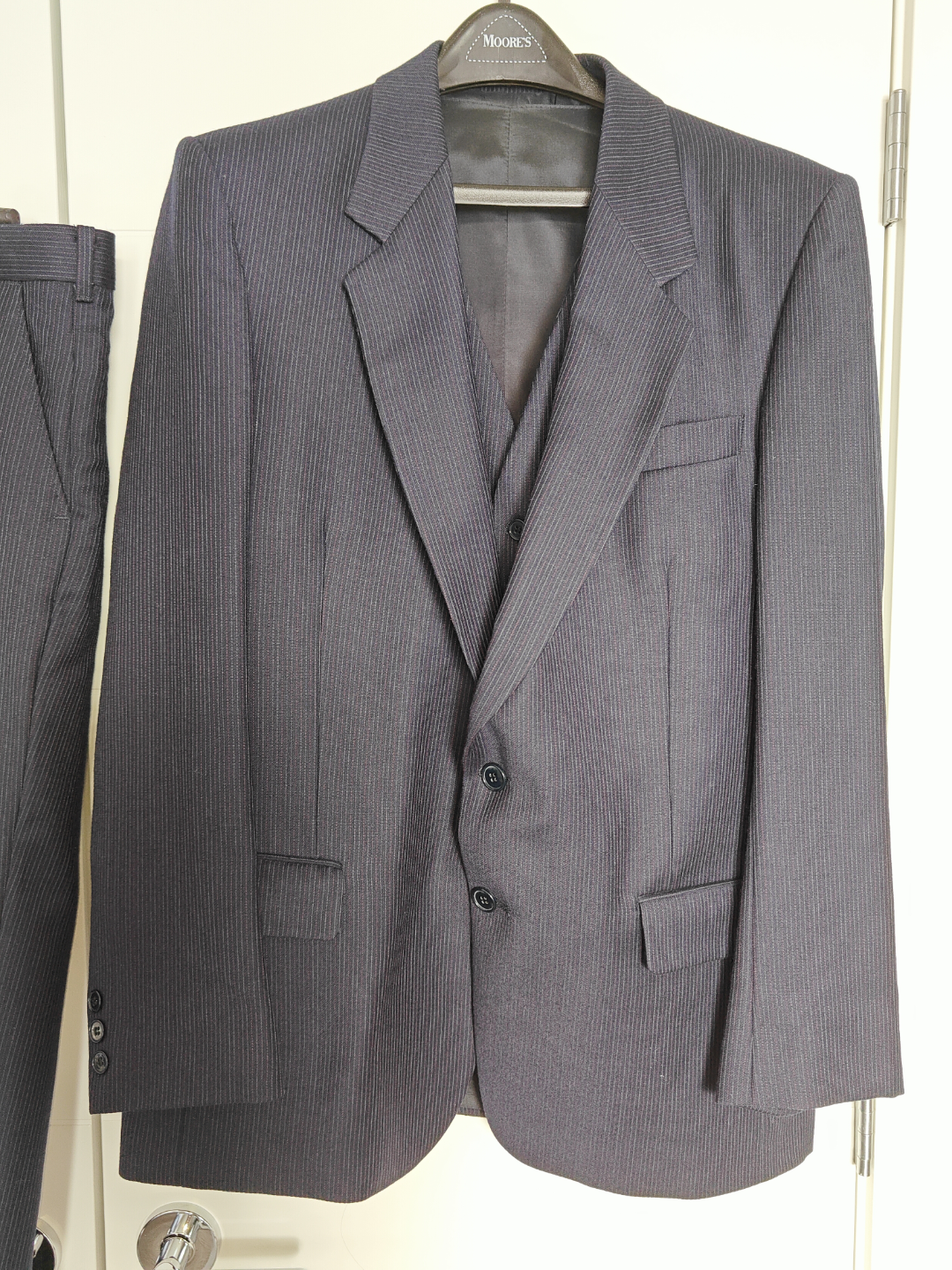 Wm H Leishman Men Formal 3 Piece Wool Suit - 42 Jacket 34 Pants - photo 2
