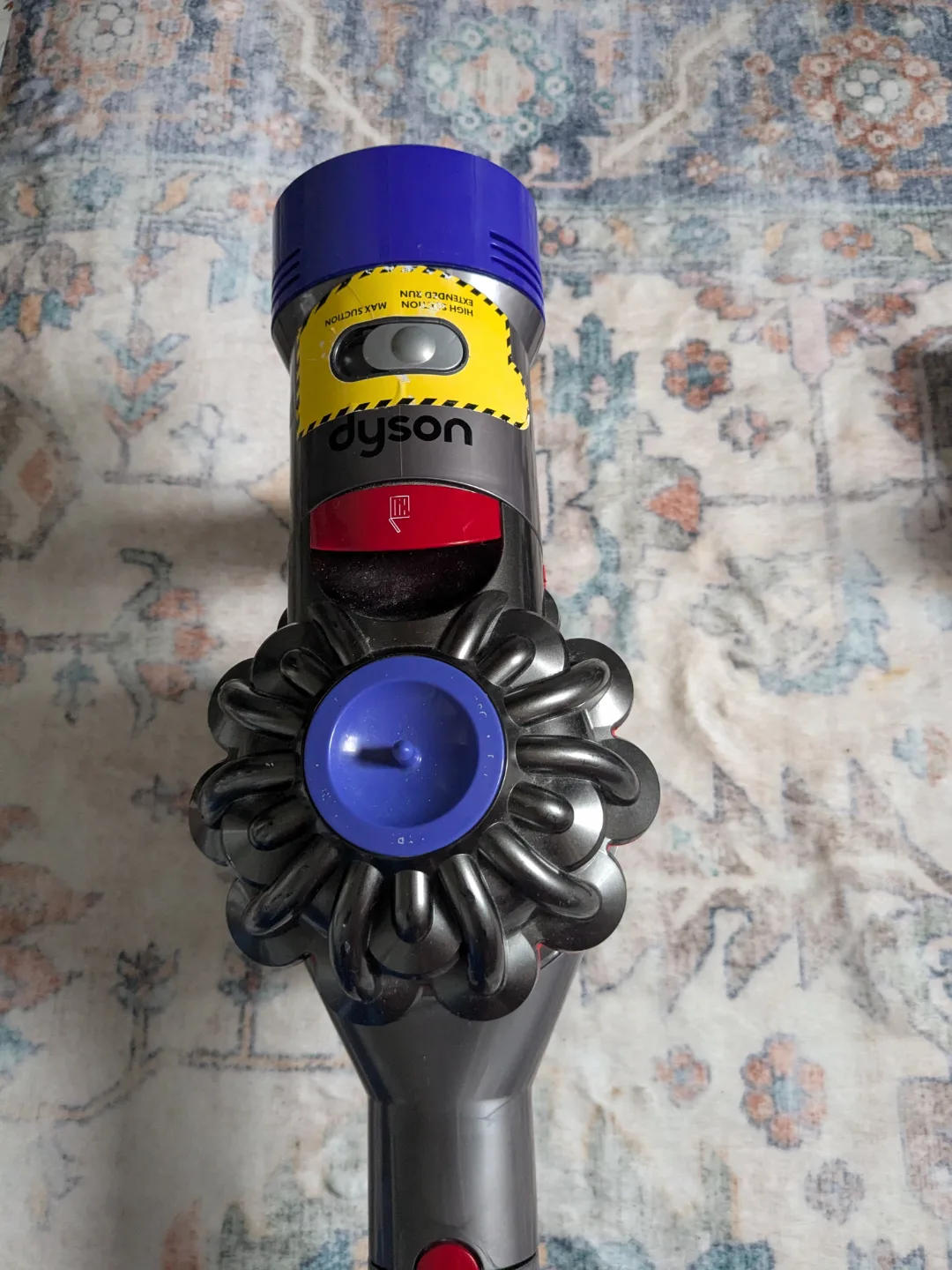 Dyson V8 Animal Cordless Vacuum image indicator(2)