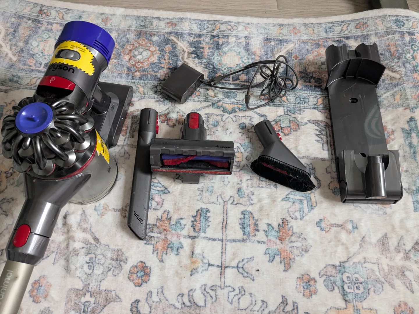 Dyson V8 Animal Cordless Vacuum image indicator(3)