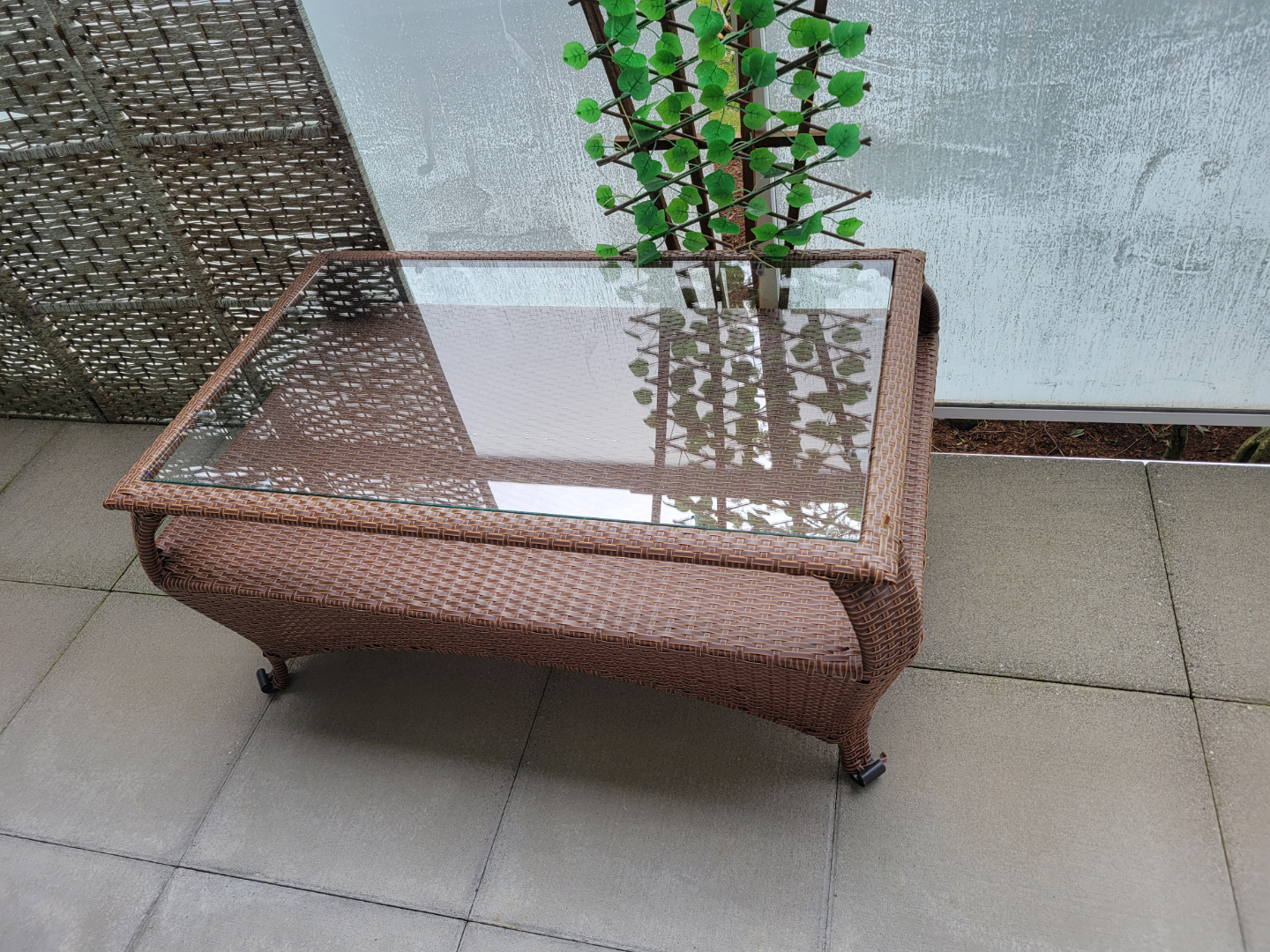 Wicker Patio Coffee Table with Glass Top