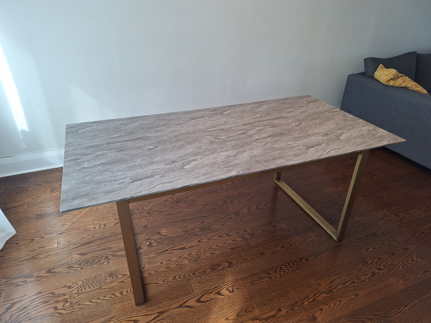 Structube Modern Dining Table with Gold Metal Legs - photo 3