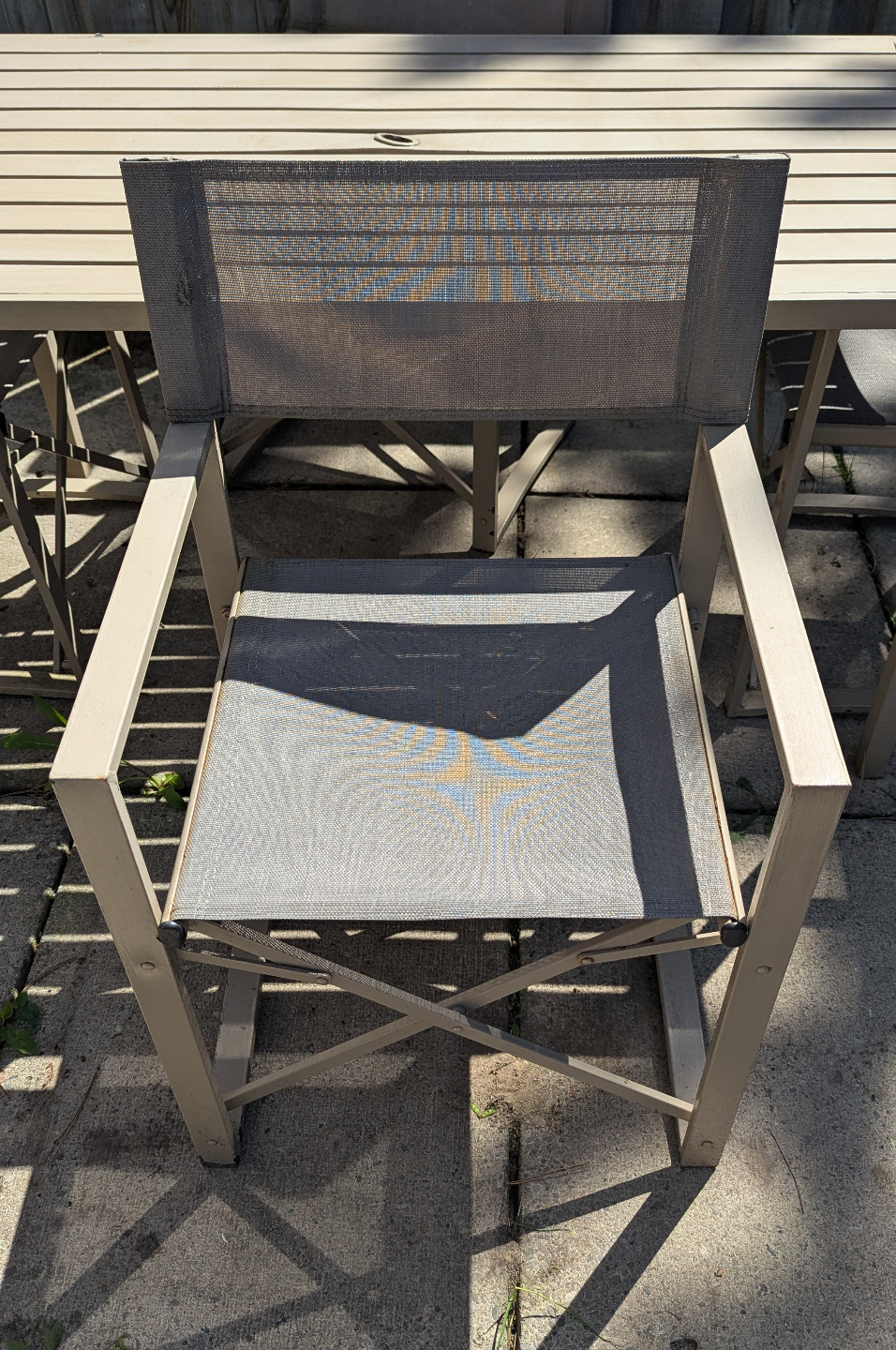 Outdoor Patio Set - Table and Four Chairs - photo 2