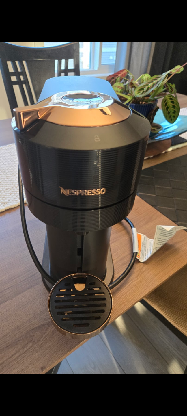 Nespresso Vertuo Next Premium Coffee Machine - Rose Gold - photo 2