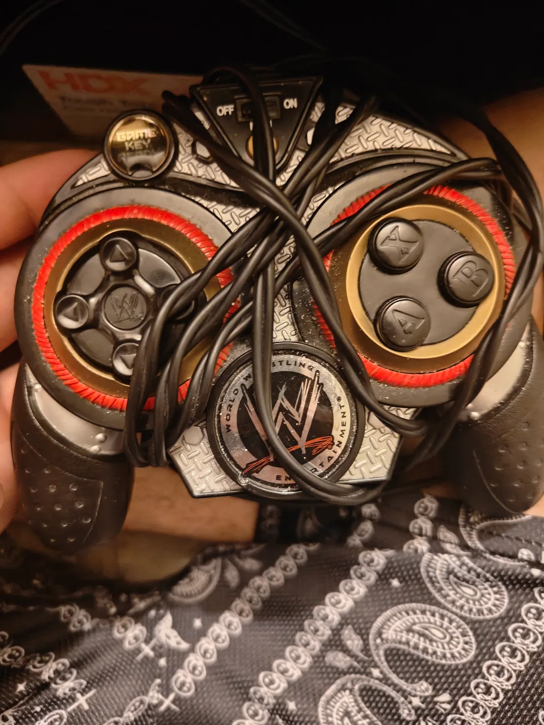 2005 JAKKS WWE Plug & Play Controller image indicator(2)