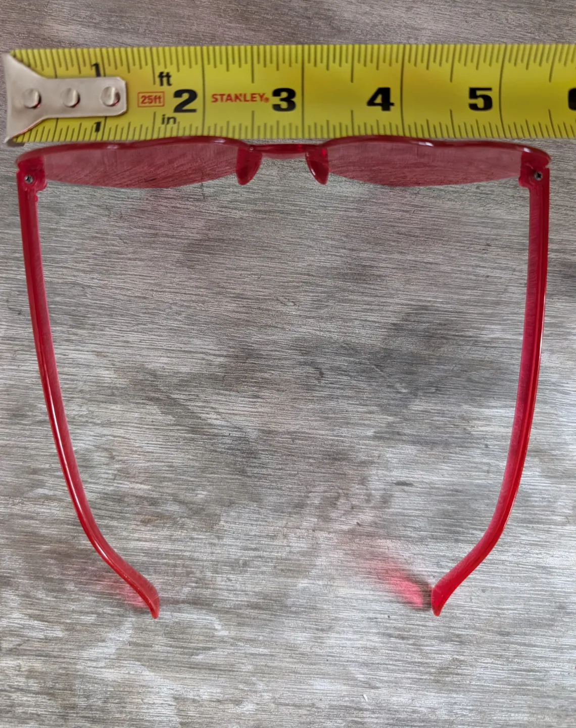 Lot of 2  Kids Sunglasses: Red Heart and Black Square image indicator(5)