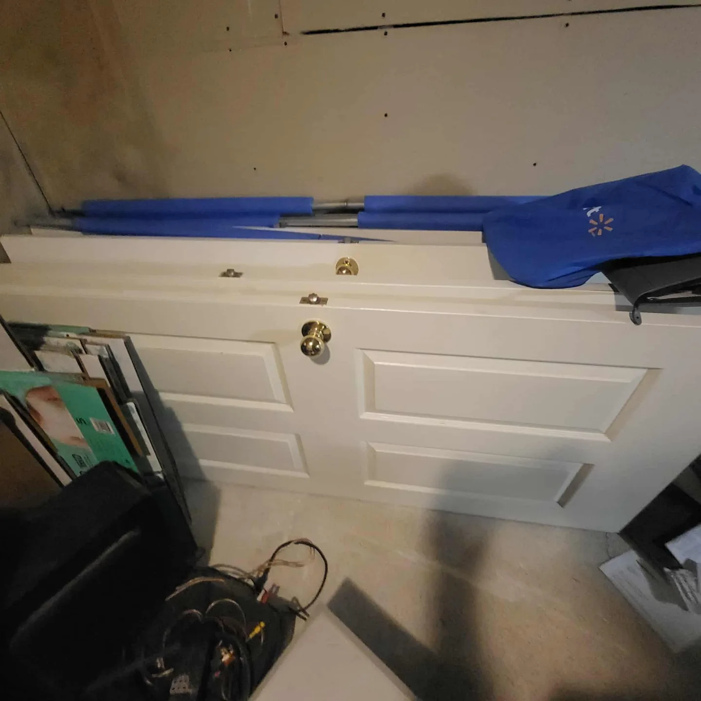 four Interior Doors with Gold Door Knobs image indicator(2)