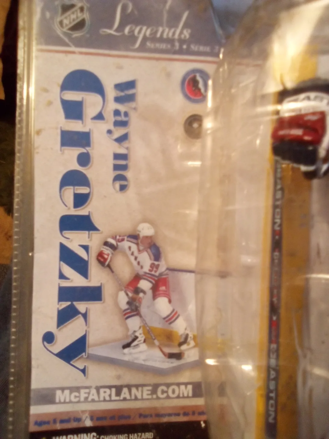 McFarlane NHL Legends Series 3 Wayne Gretzky Figure thumbnail