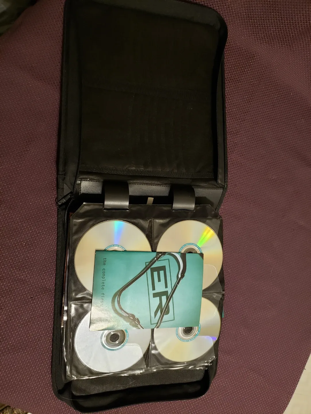 ER - Seasons 1-11 DVD Sets thumbnail