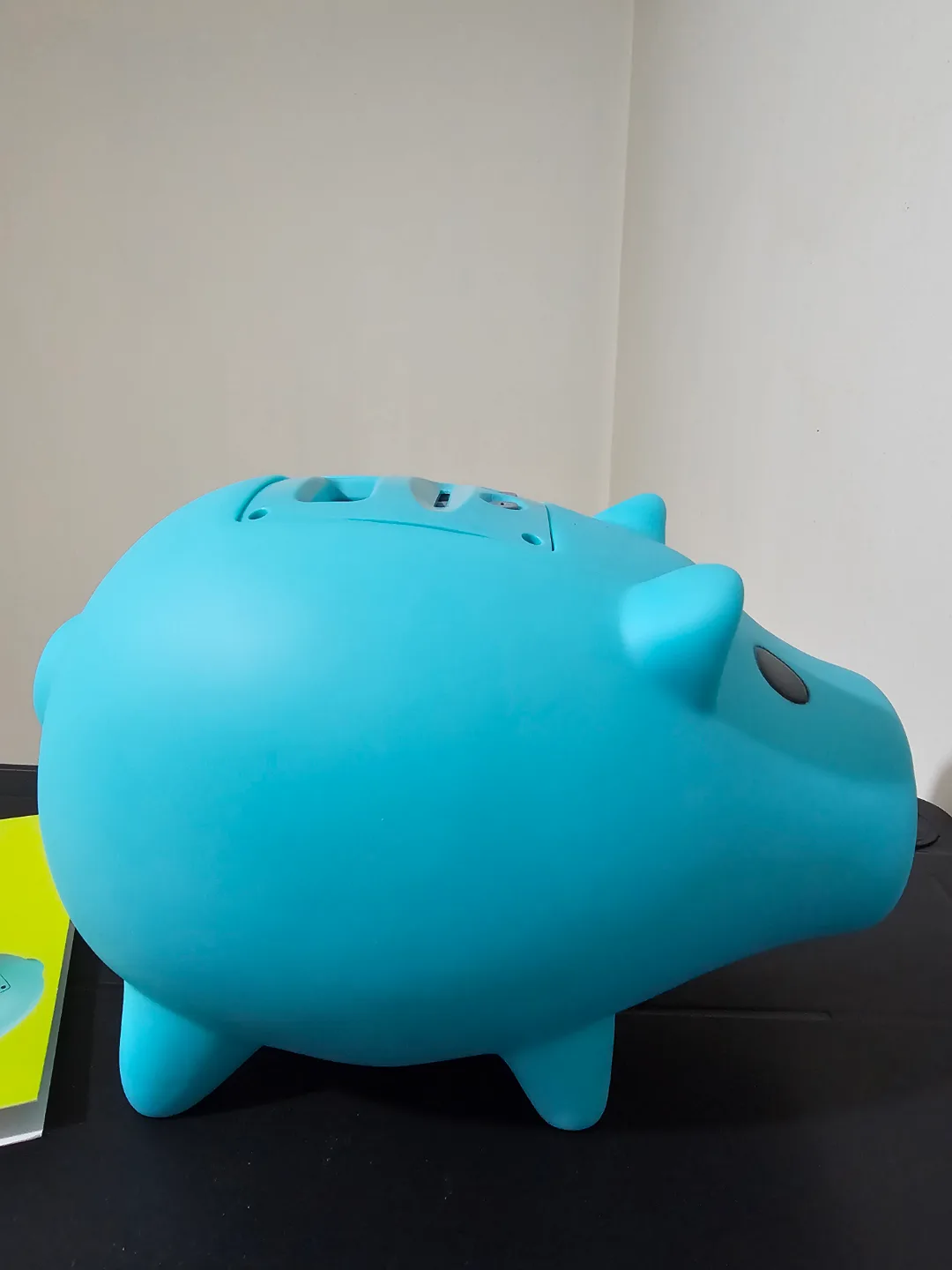 PROTOCOL High on the Hog! Electronic Piggy Bank image indicator(3)