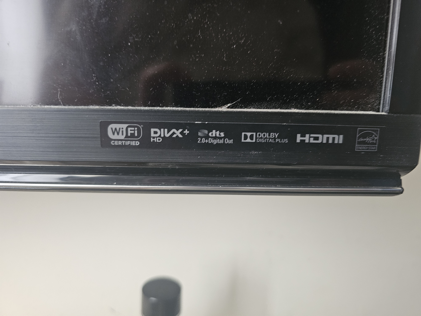 Sharp Aquos LC-60LE840U - photo 2