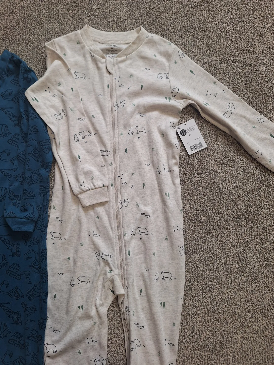 2x Carter's Baby Sleep & Plays Size 5T image indicator(2)