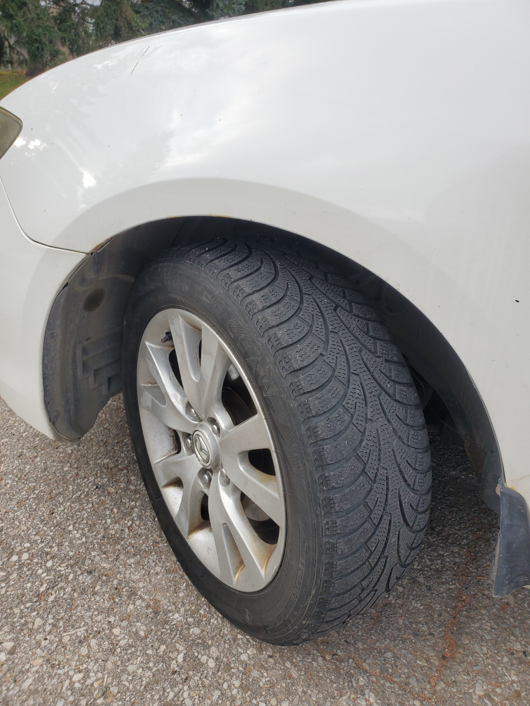 2008 Mazda3 - White Sedan - Great Condition - photo 4