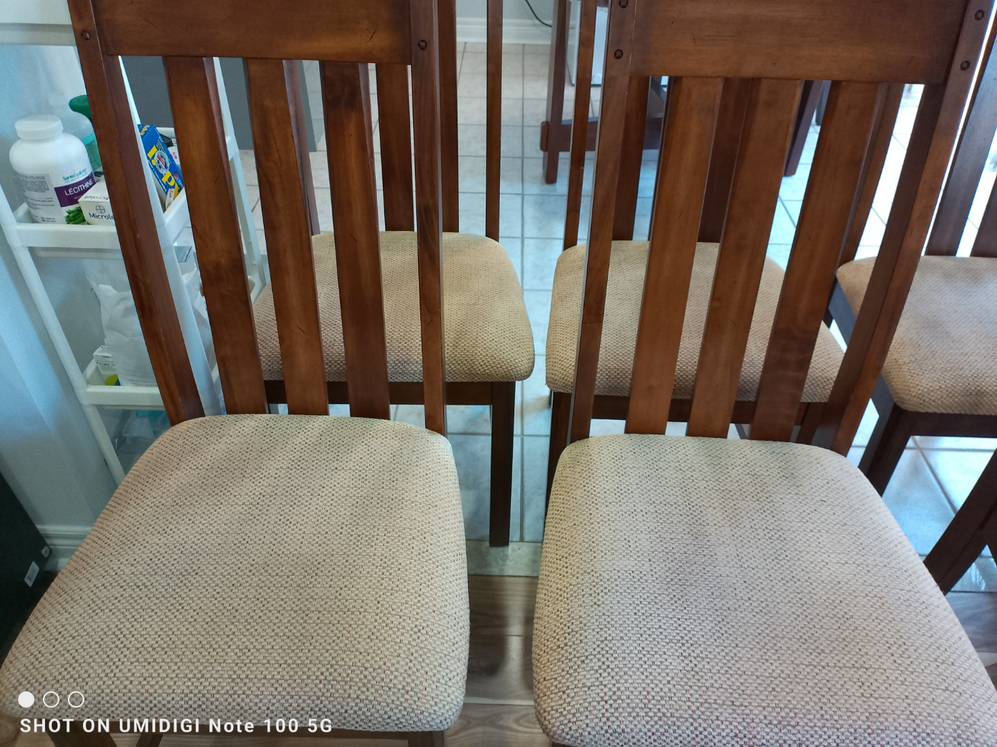 Set of Six Dining Chairs with Beige Cushions - photo 2