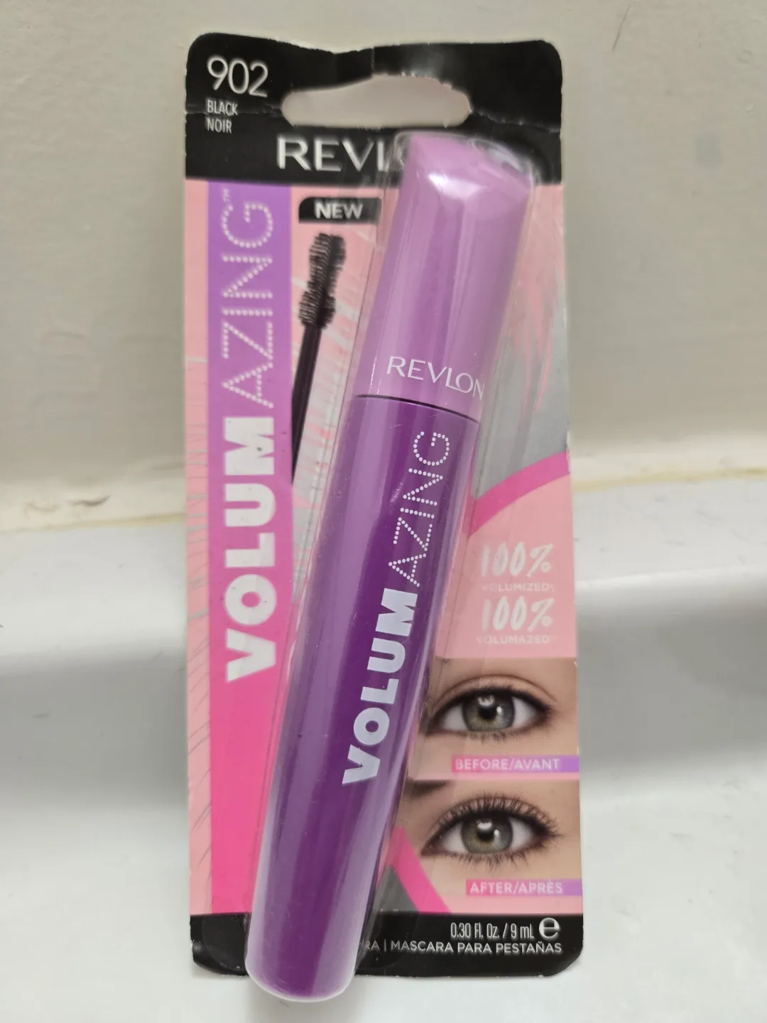 Revlon Volum'amazing Mascara - Black Noir image indicator(3)