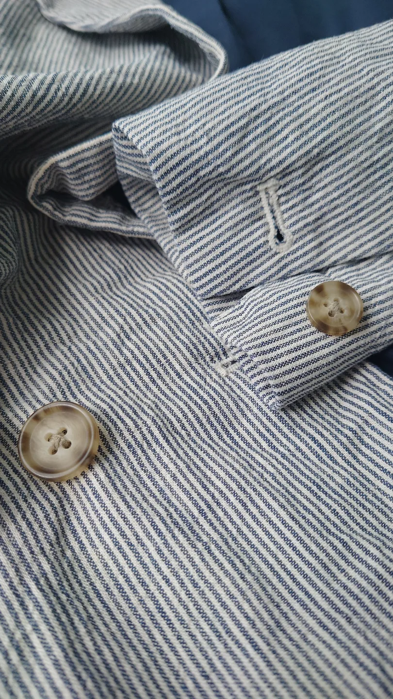 Abercrombie & Fitch XXS Striped Blazer image indicator(4)