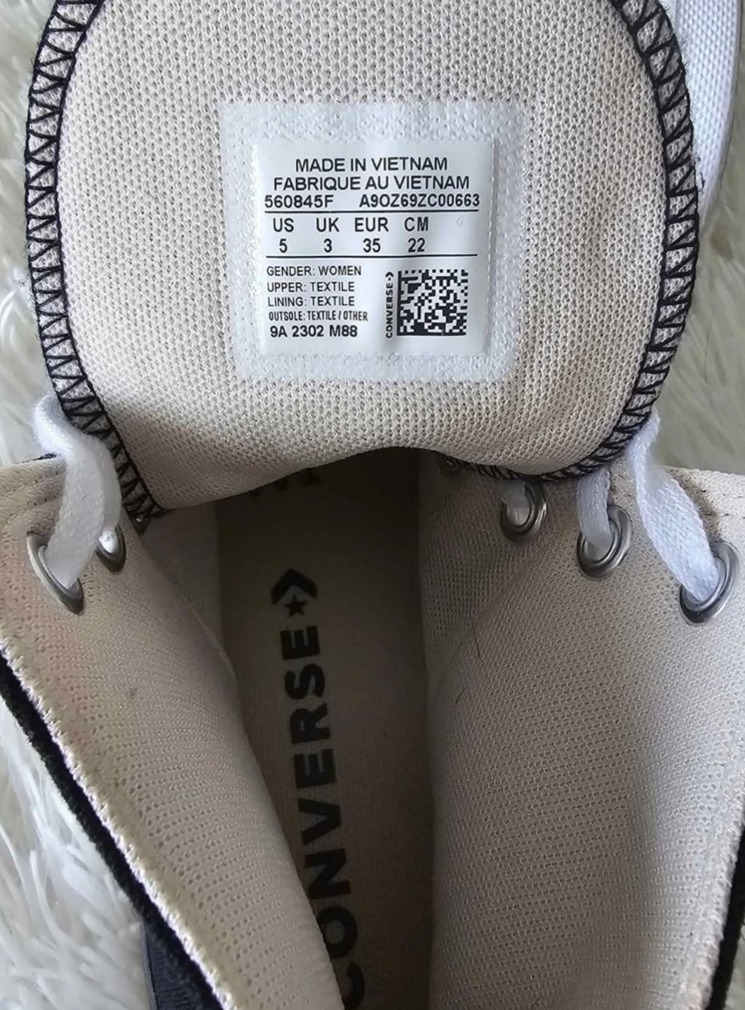 Converse Platform High Top Sneakers - Women's Size 5 - photo 3