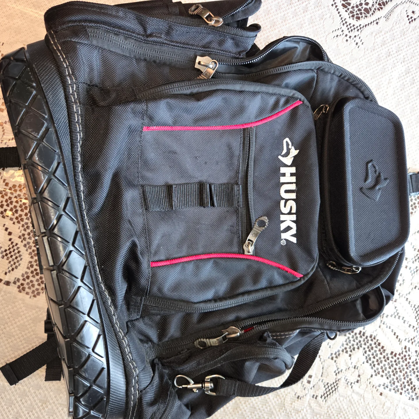 Husky Tool Backpack image indicator(2)