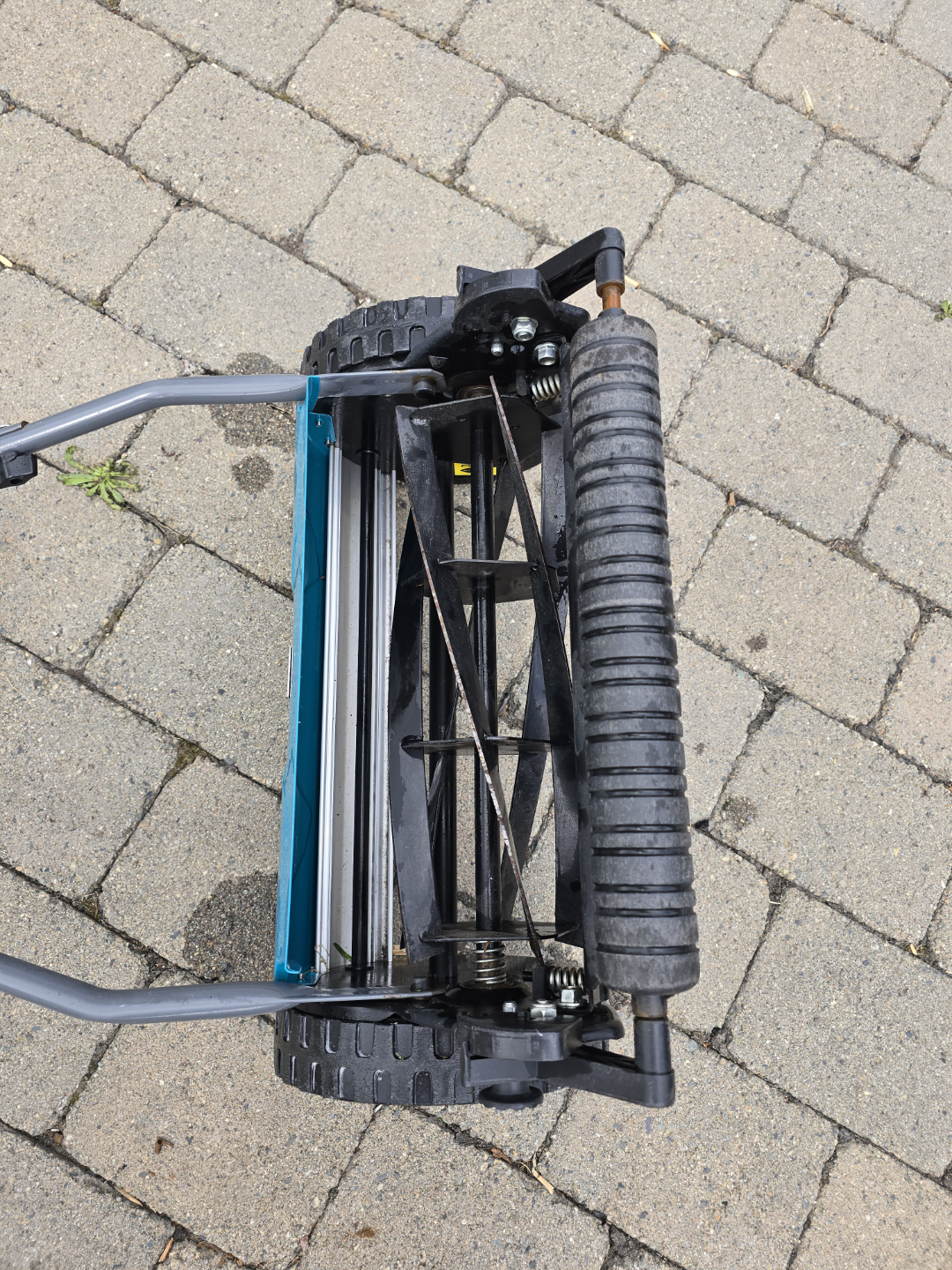 14-inch Push Reel Lawn Mower - photo 2
