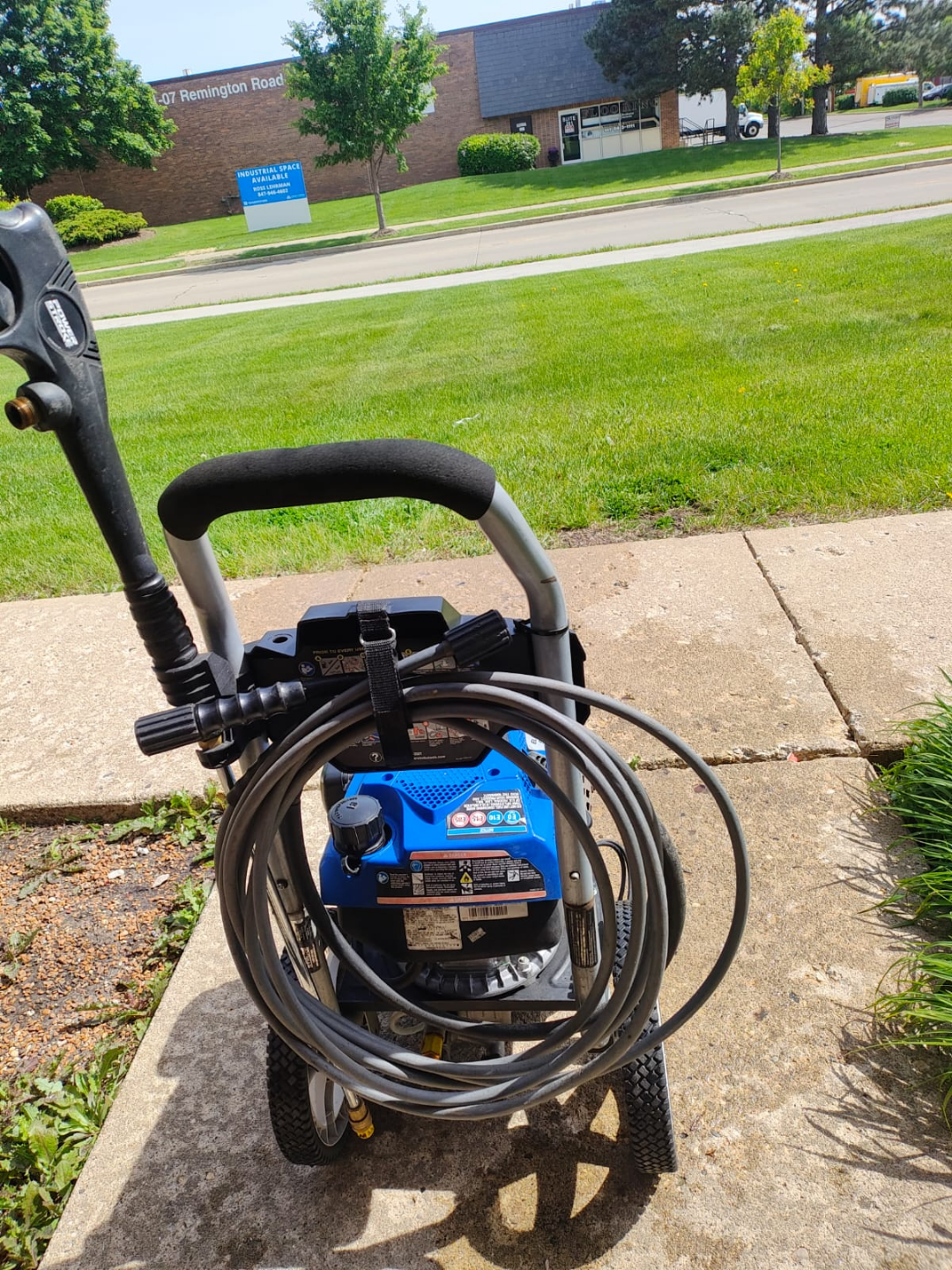 YAMAHA 3100PSI Gas Pressure Washer - photo 4